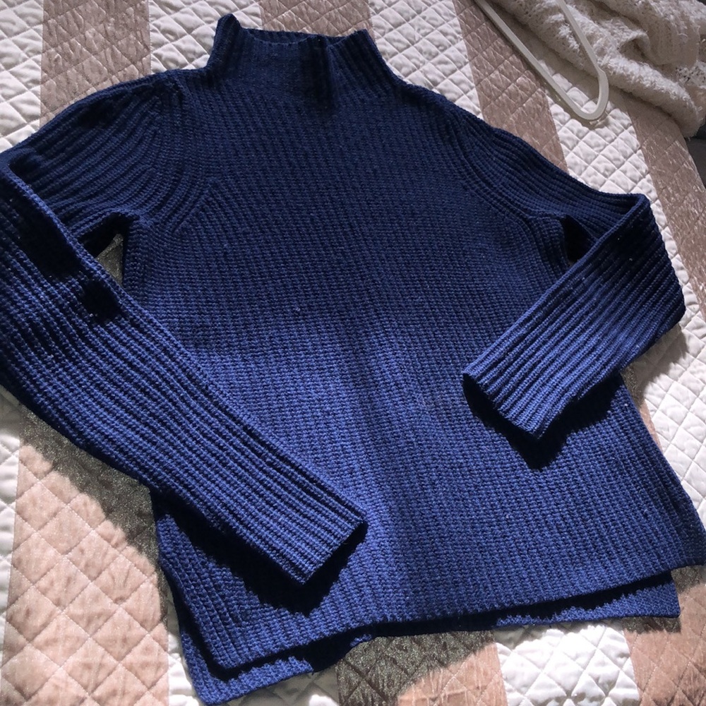 Blue Vince Wool Sweater💙